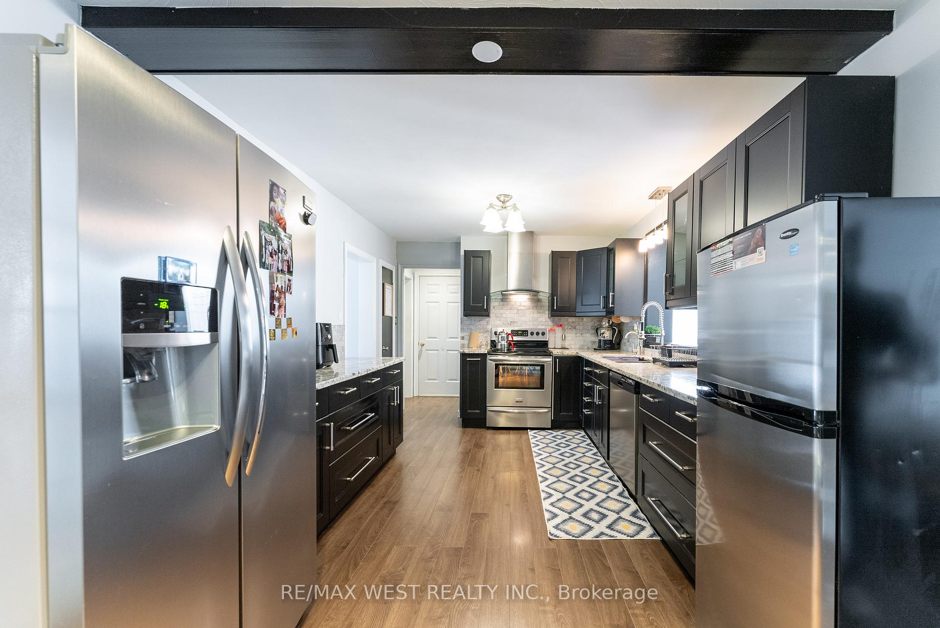 Photo 10 of 976 Olive Avenue, Oshawa, Donevan — HOMEH