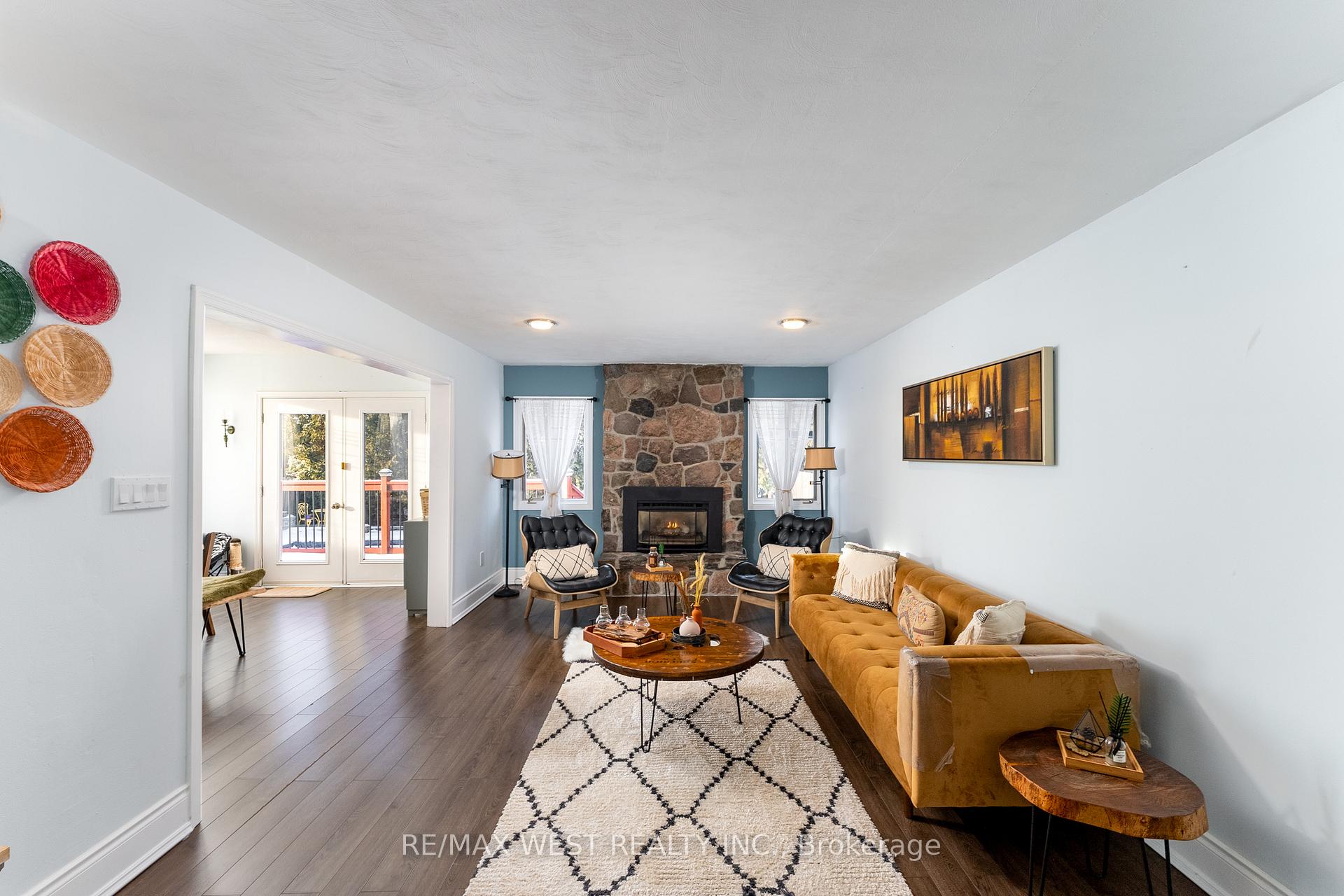 Photo 13 of 976 Olive Avenue, Oshawa, Donevan — HOMEH