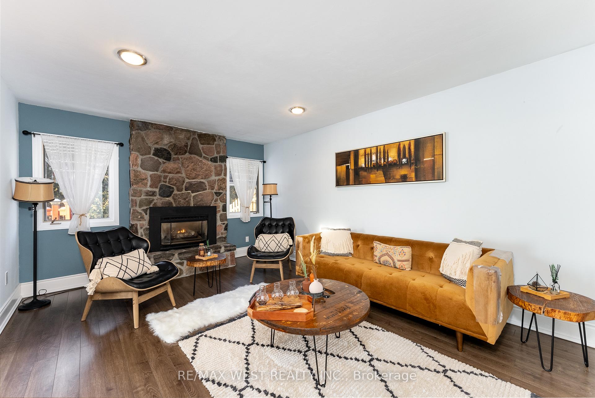 Photo 14 of 976 Olive Avenue, Oshawa, Donevan — HOMEH
