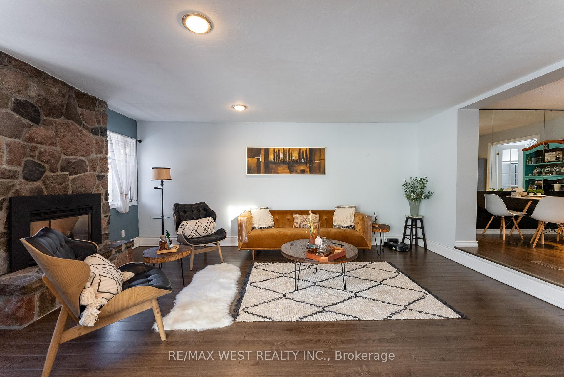 Photo 15 of 976 Olive Avenue, Oshawa, Donevan — HOMEH