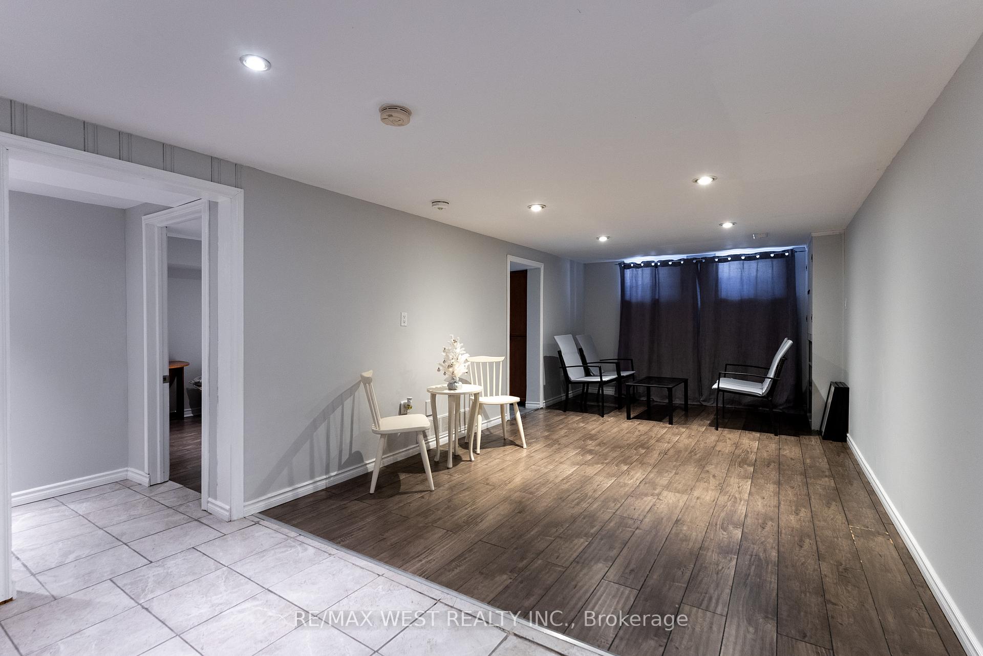 Photo 24 of 976 Olive Avenue, Oshawa, Donevan — HOMEH