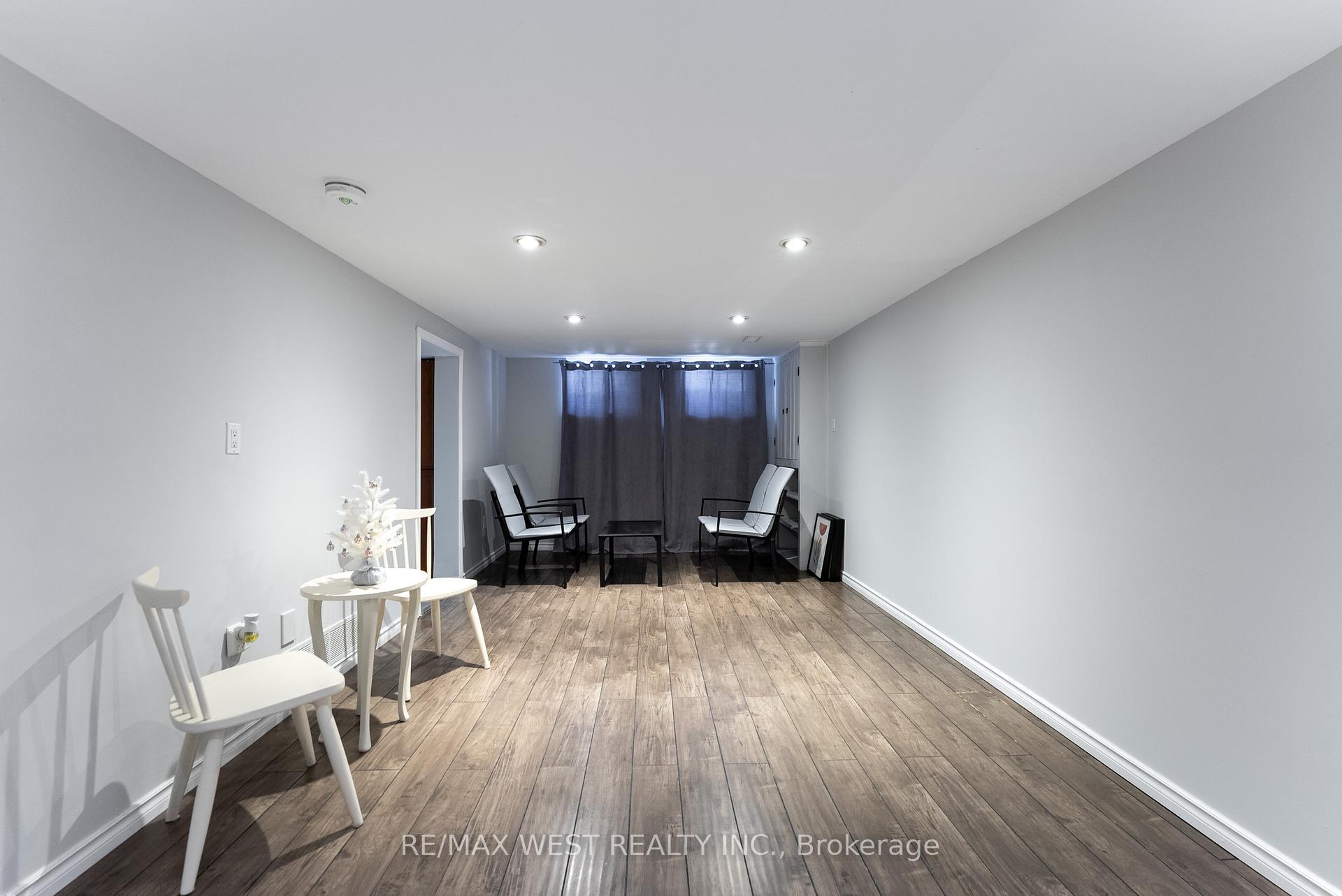 Photo 25 of 976 Olive Avenue, Oshawa, Donevan — HOMEH