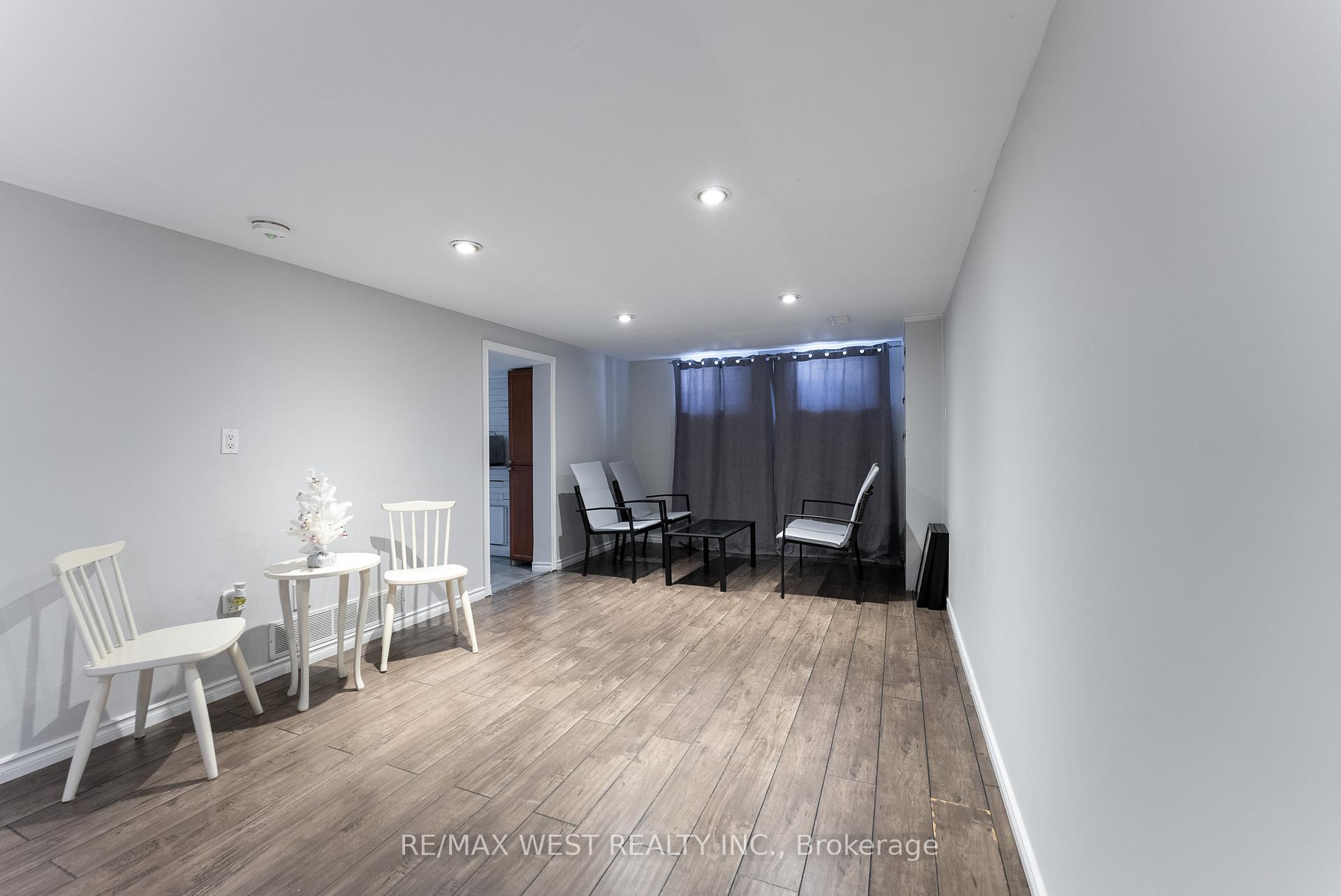Photo 28 of 976 Olive Avenue, Oshawa, Donevan — HOMEH