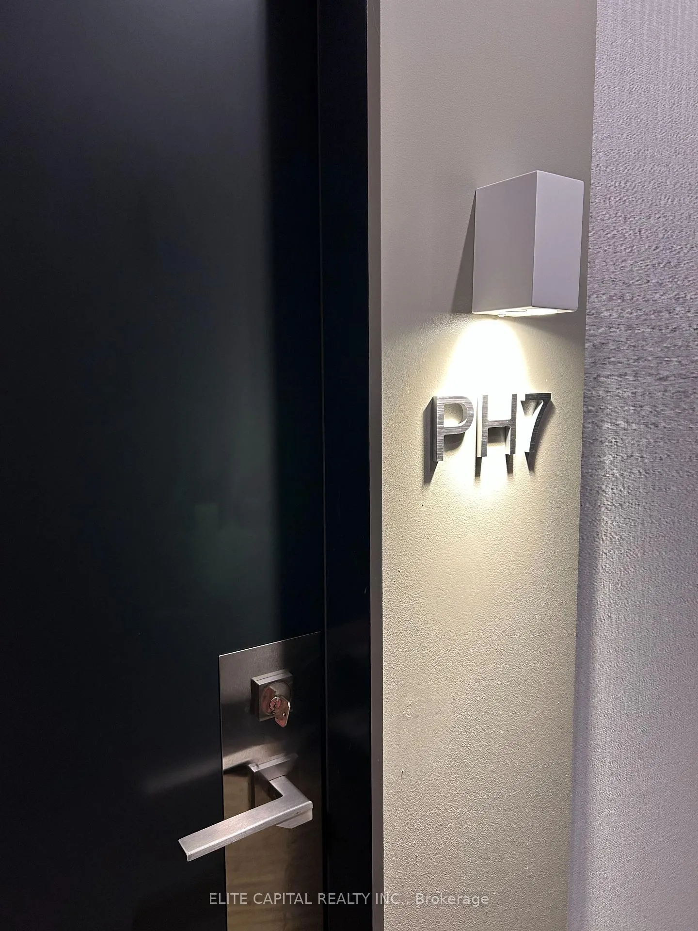 Photo 13 of Unit PH07, 89 Mcgill Street, Toronto, Church-Yonge Corridor — HOMEH