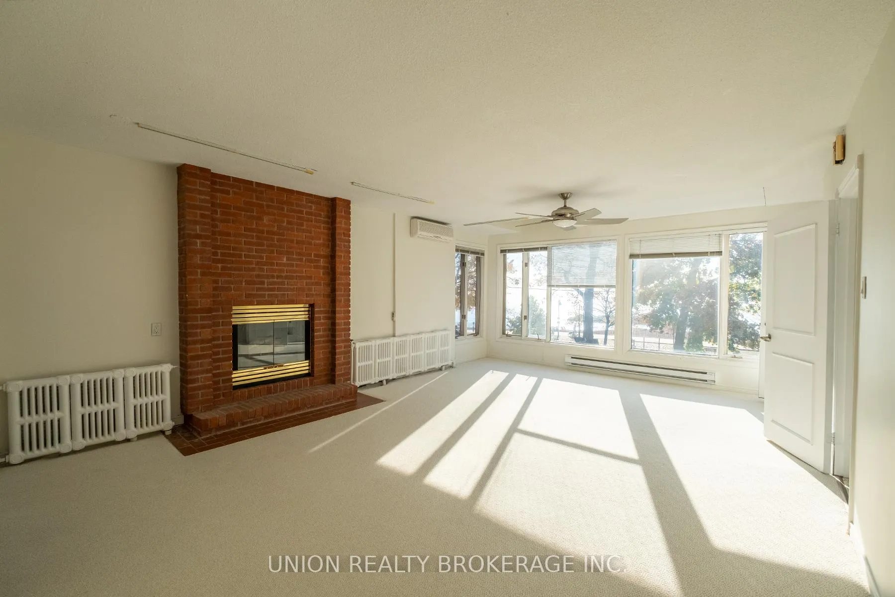 Photo 14 of Unit 2nd, 110 Hubbard Boulevard, Toronto, The Beaches — HOMEH