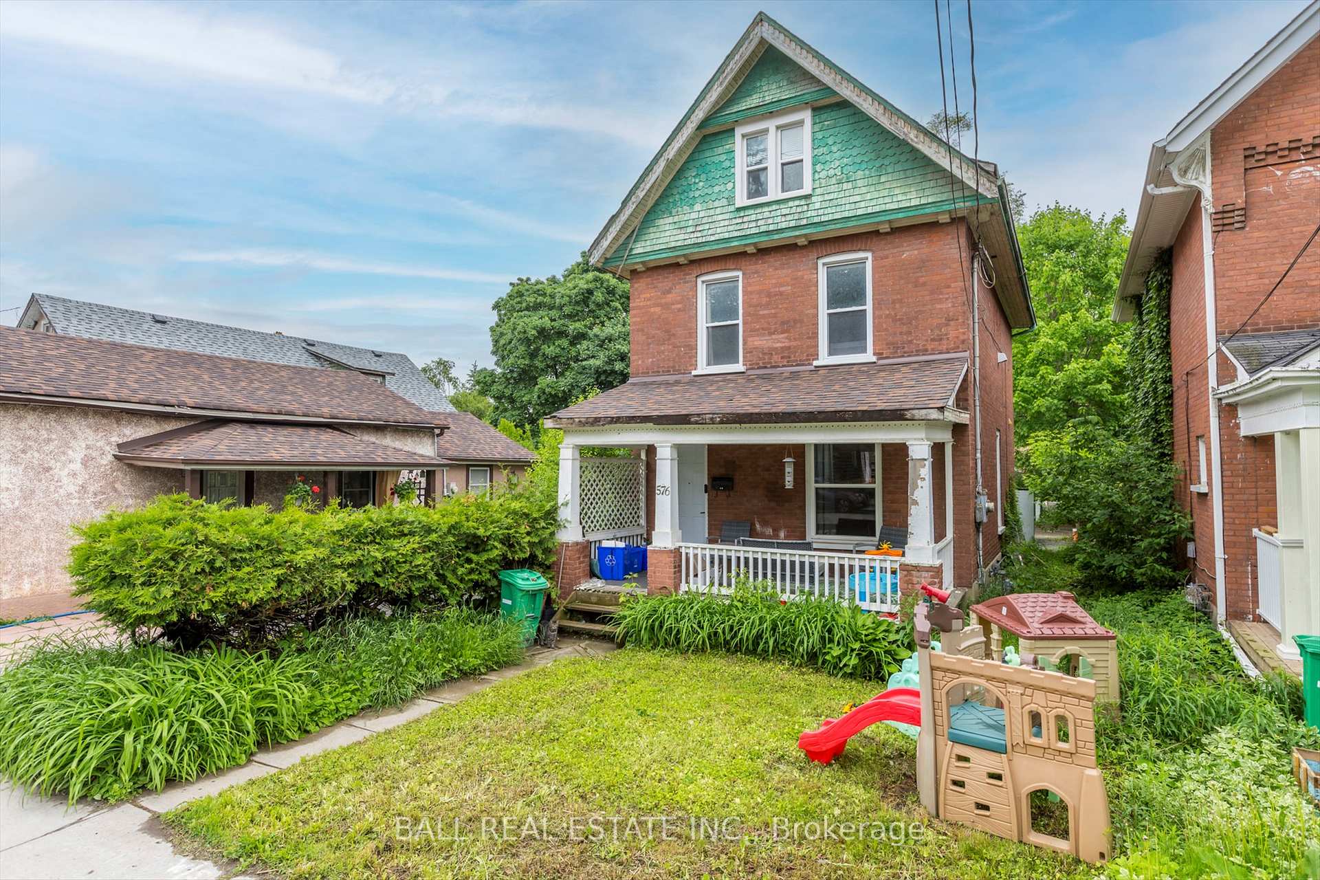 Photo 1 of 576 Bethune Street, Peterborough, Town Ward 3 — HOMEH