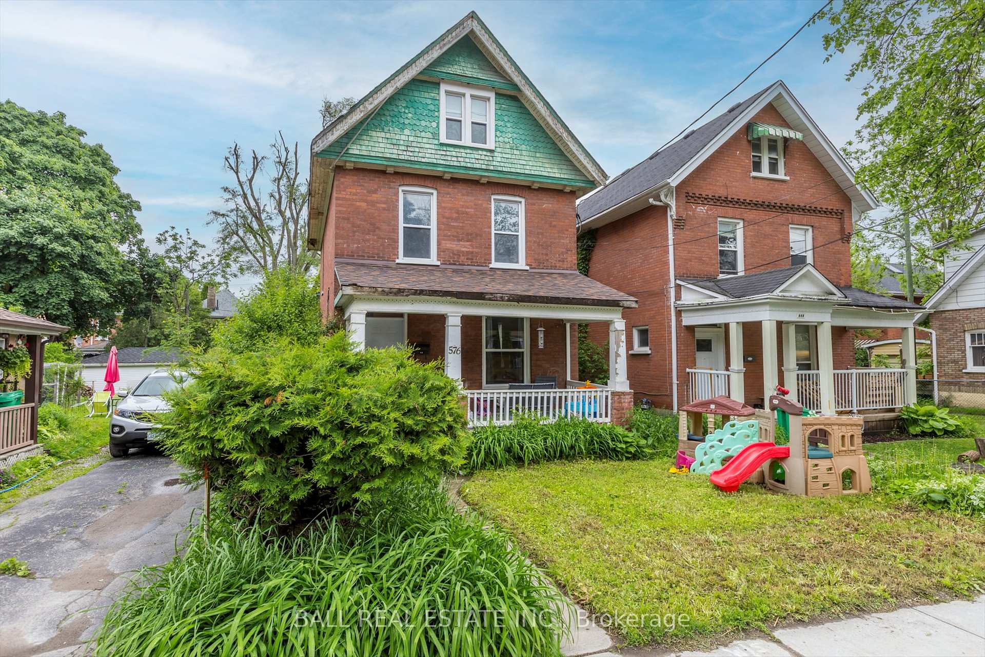 Photo 3 of 576 Bethune Street, Peterborough, Town Ward 3 — HOMEH