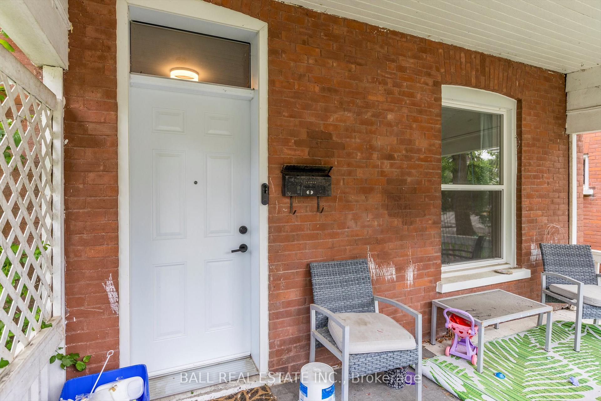 Photo 5 of 576 Bethune Street, Peterborough, Town Ward 3 — HOMEH