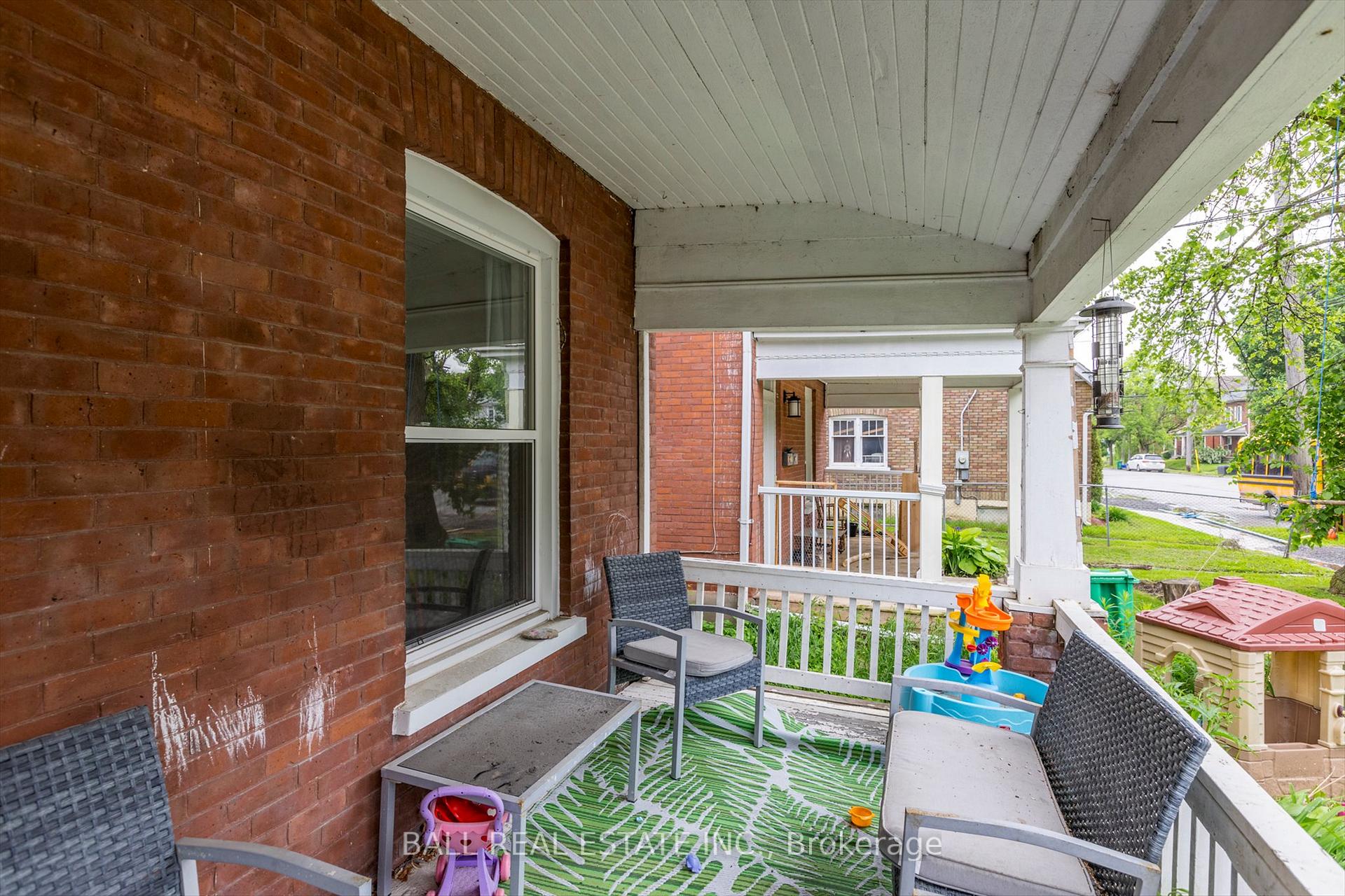 Photo 41 of 576 Bethune Street, Peterborough, Town Ward 3 — HOMEH