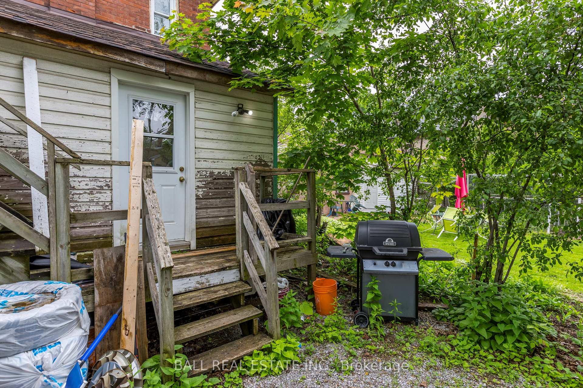 Photo 44 of 576 Bethune Street, Peterborough, Town Ward 3 — HOMEH