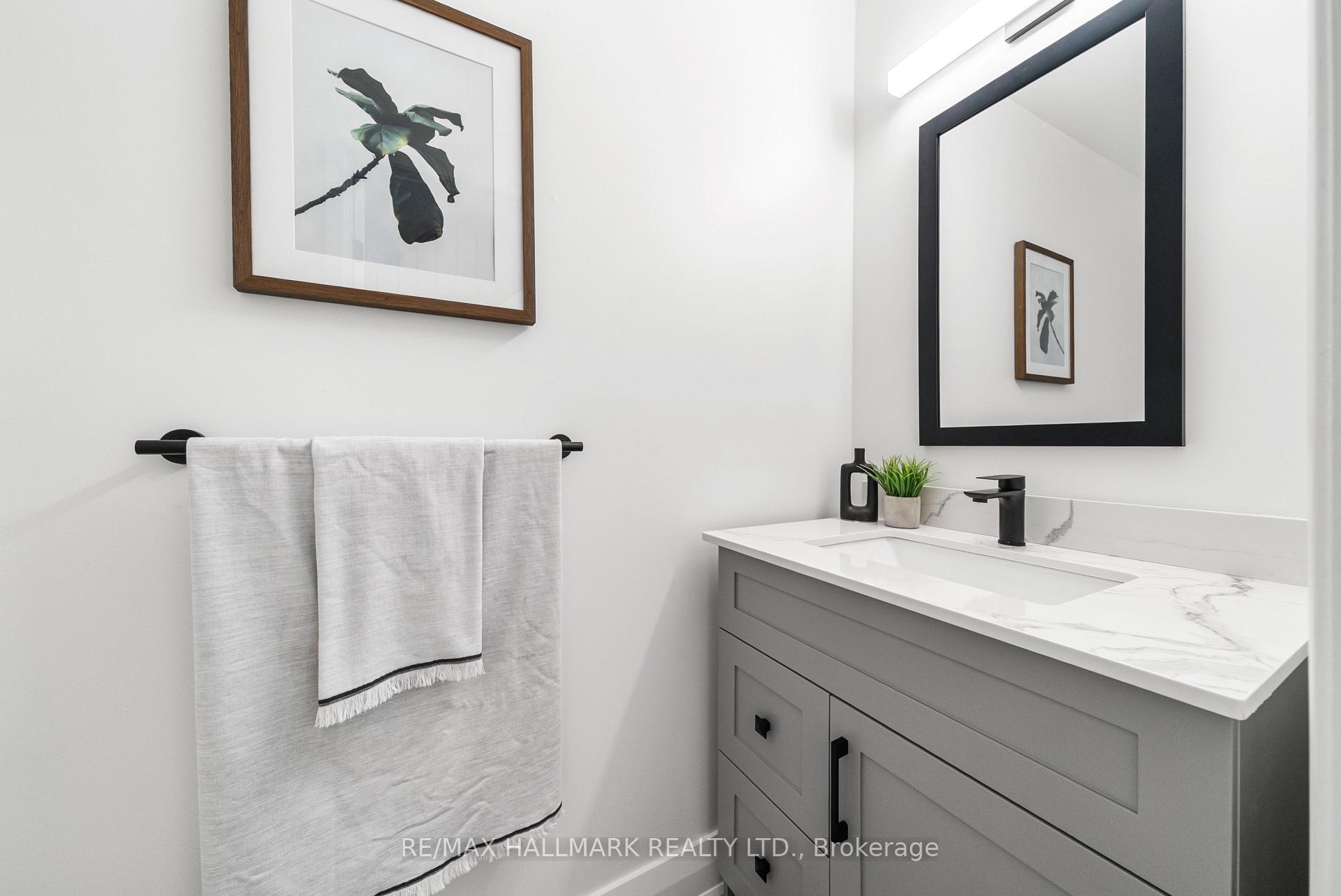 Photo 17 of 32 Woodward Crescent, Ajax, Central — HOMEH