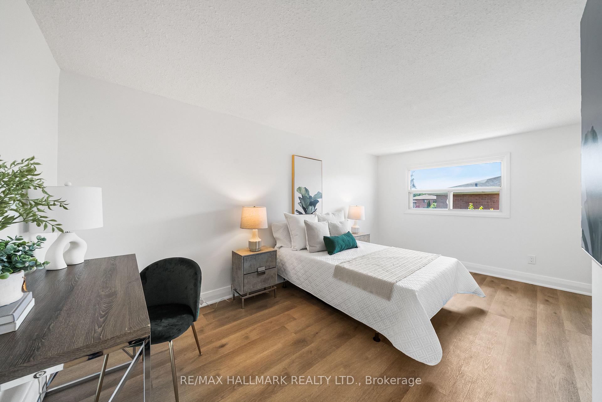 Photo 20 of 32 Woodward Crescent, Ajax, Central — HOMEH