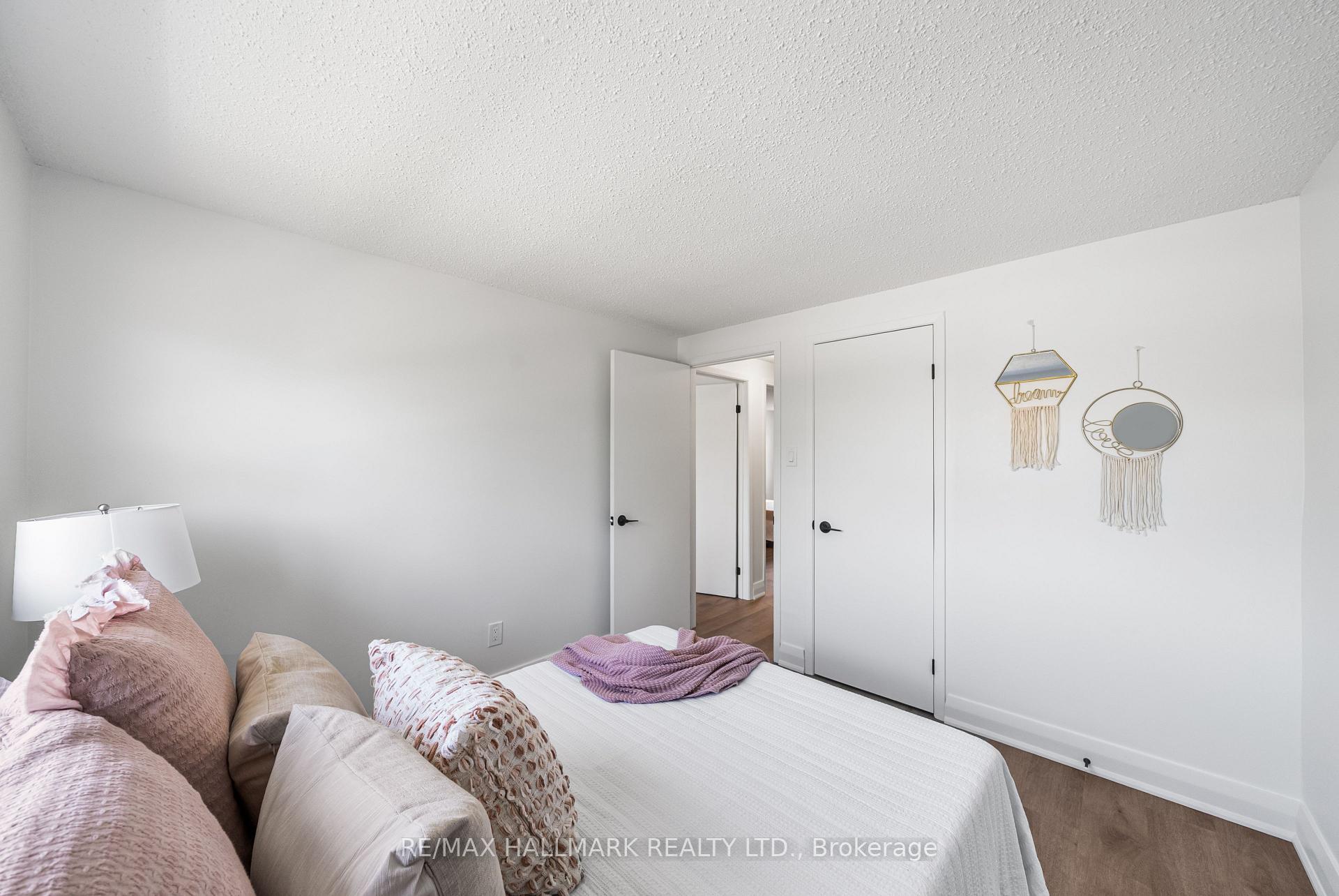 Photo 42 of 32 Woodward Crescent, Ajax, Central — HOMEH