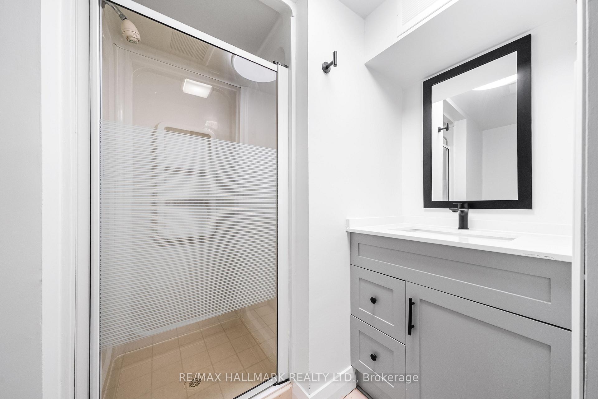 Photo 27 of 32 Woodward Crescent, Ajax, Central — HOMEH