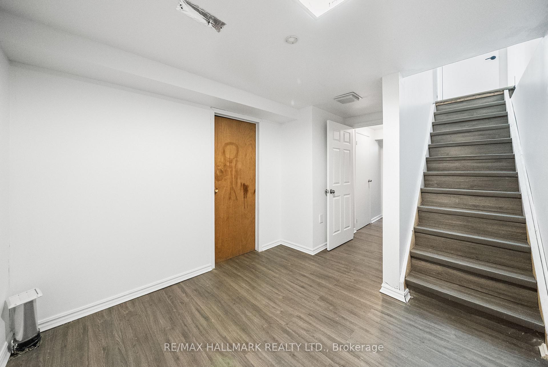 Photo 29 of 32 Woodward Crescent, Ajax, Central — HOMEH