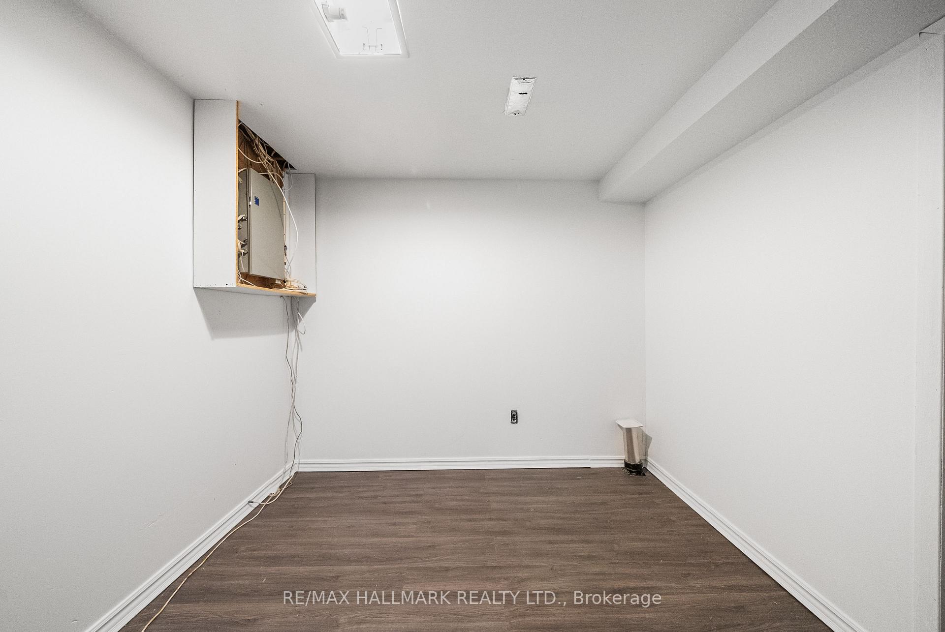 Photo 31 of 32 Woodward Crescent, Ajax, Central — HOMEH