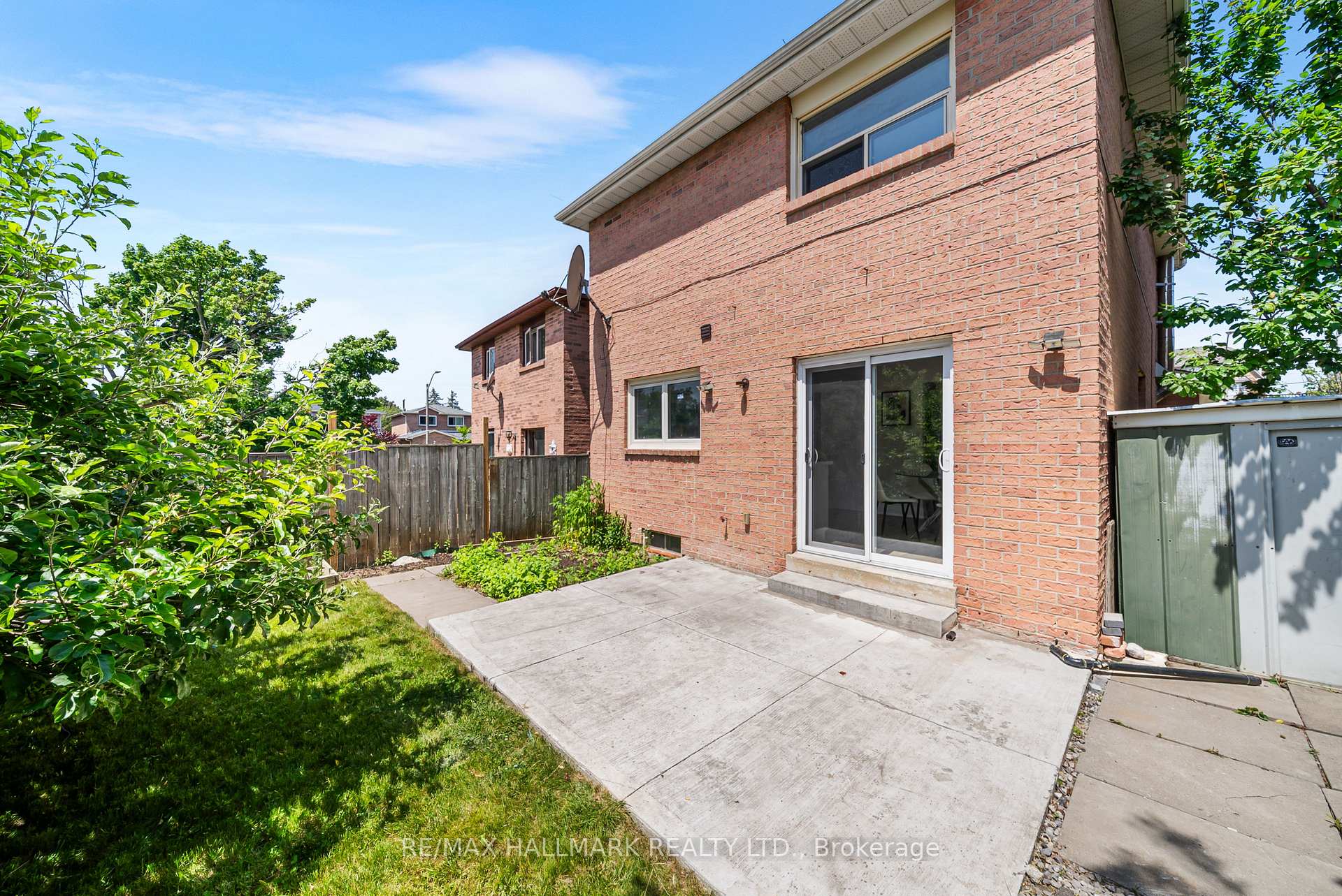 Photo 36 of 32 Woodward Crescent, Ajax, Central — HOMEH