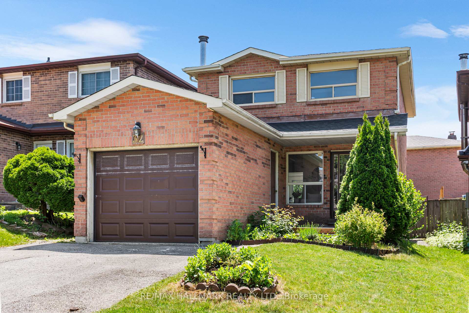 Photo 41 of 32 Woodward Crescent, Ajax, Central — HOMEH