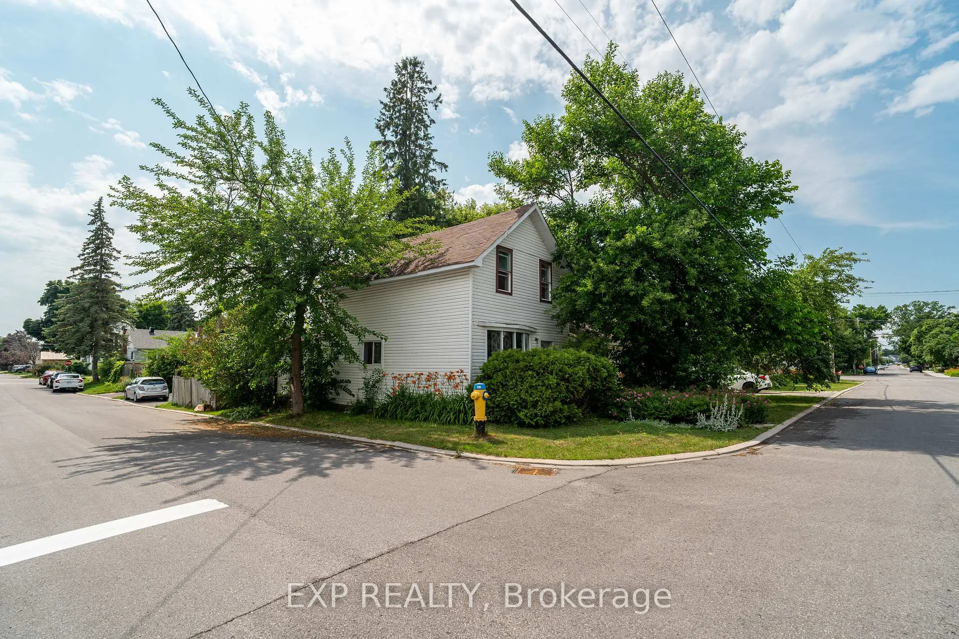 Front of 294 Moffatt Street