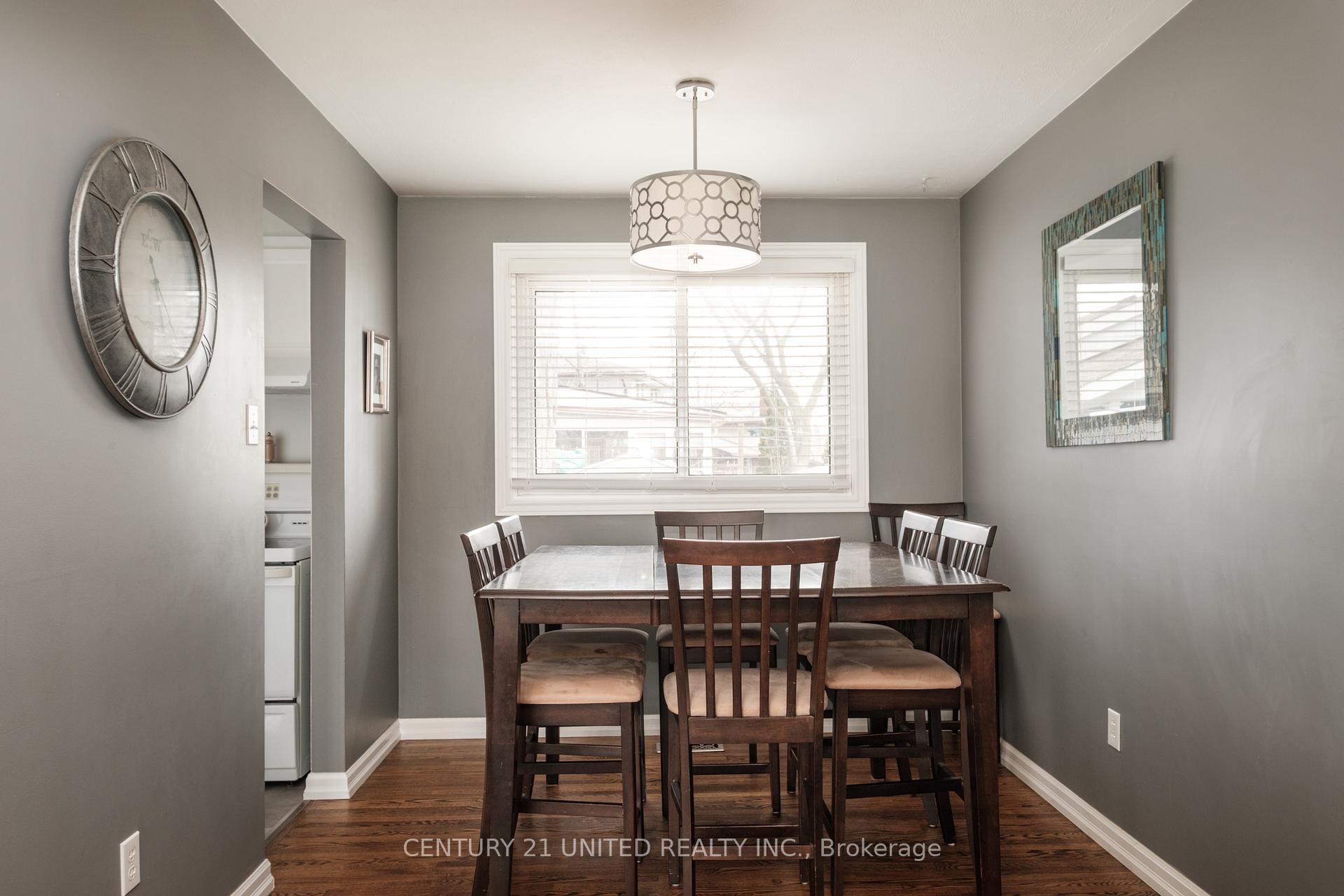 Photo 7 of 1316 Bathurst Street, Peterborough, Northcrest Ward 5 — HOMEH