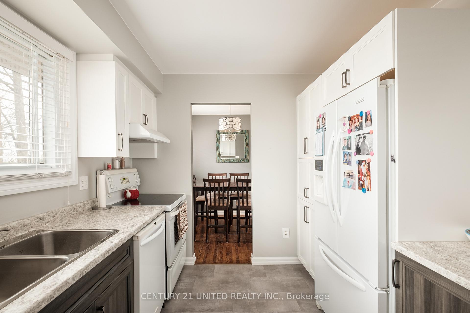 Photo 8 of 1316 Bathurst Street, Peterborough, Northcrest Ward 5 — HOMEH