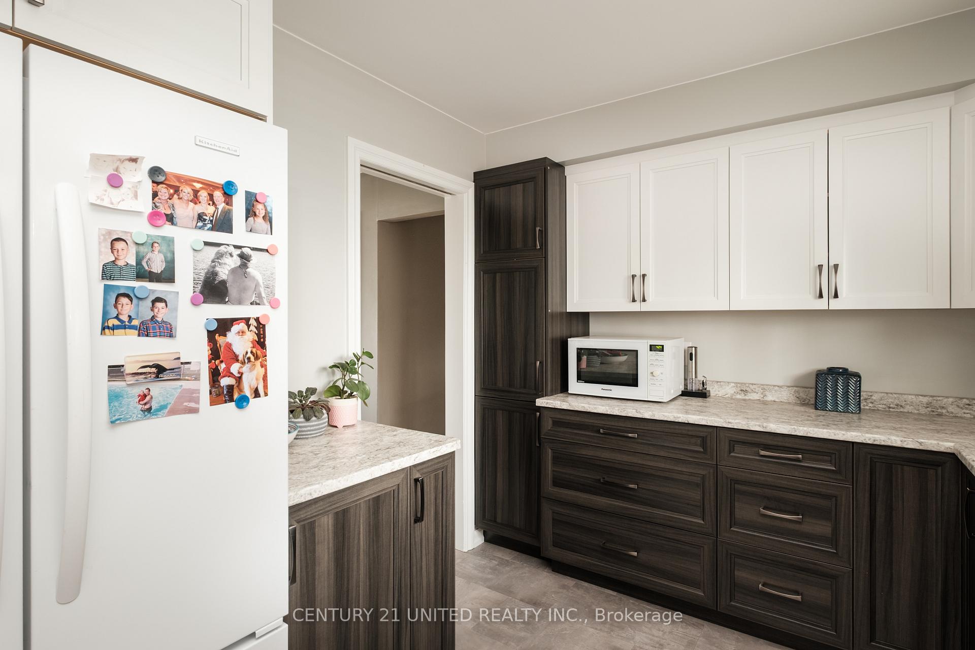 Photo 11 of 1316 Bathurst Street, Peterborough, Northcrest Ward 5 — HOMEH