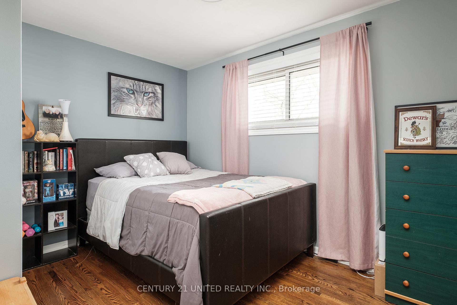 Photo 15 of 1316 Bathurst Street, Peterborough, Northcrest Ward 5 — HOMEH
