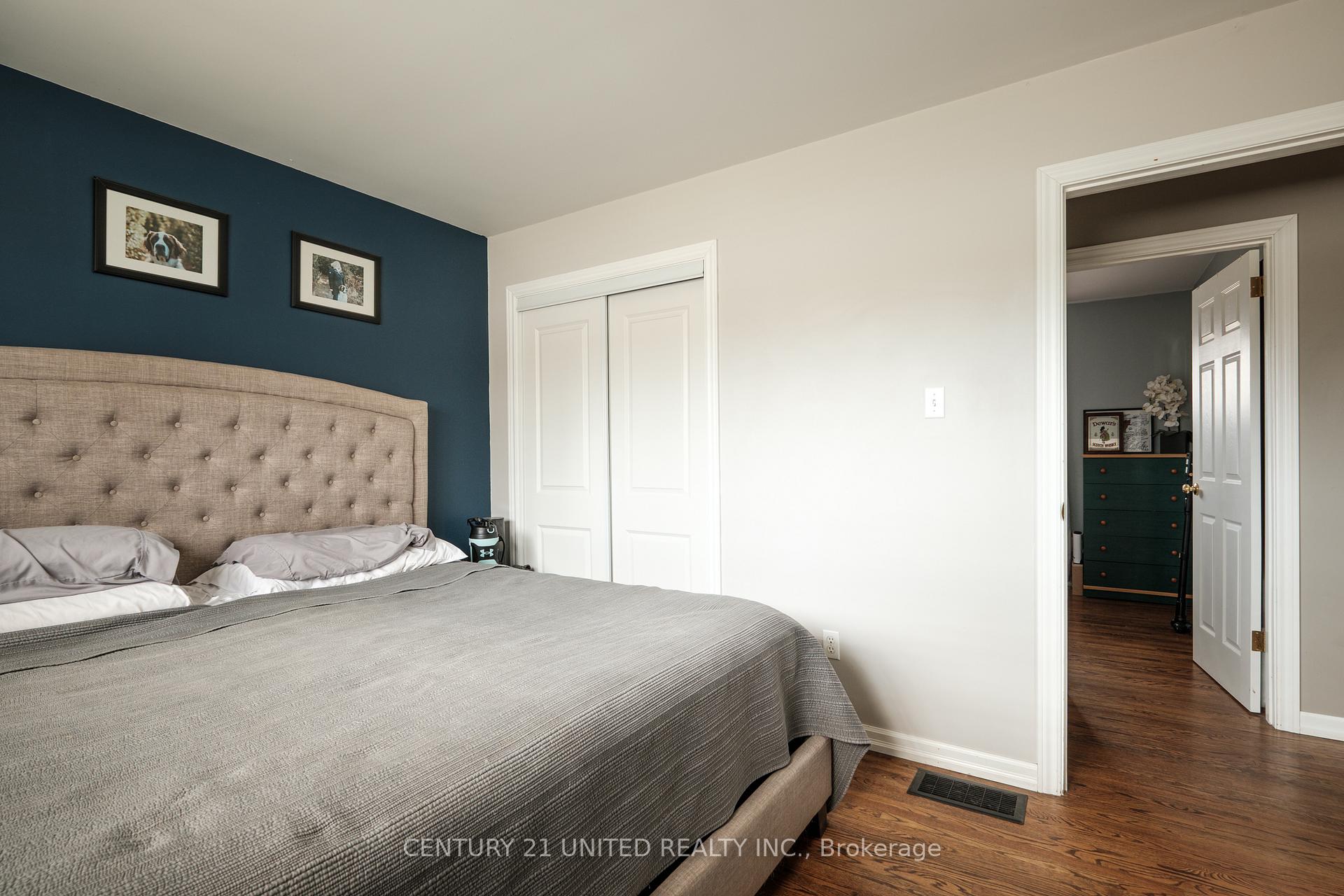 Photo 18 of 1316 Bathurst Street, Peterborough, Northcrest Ward 5 — HOMEH