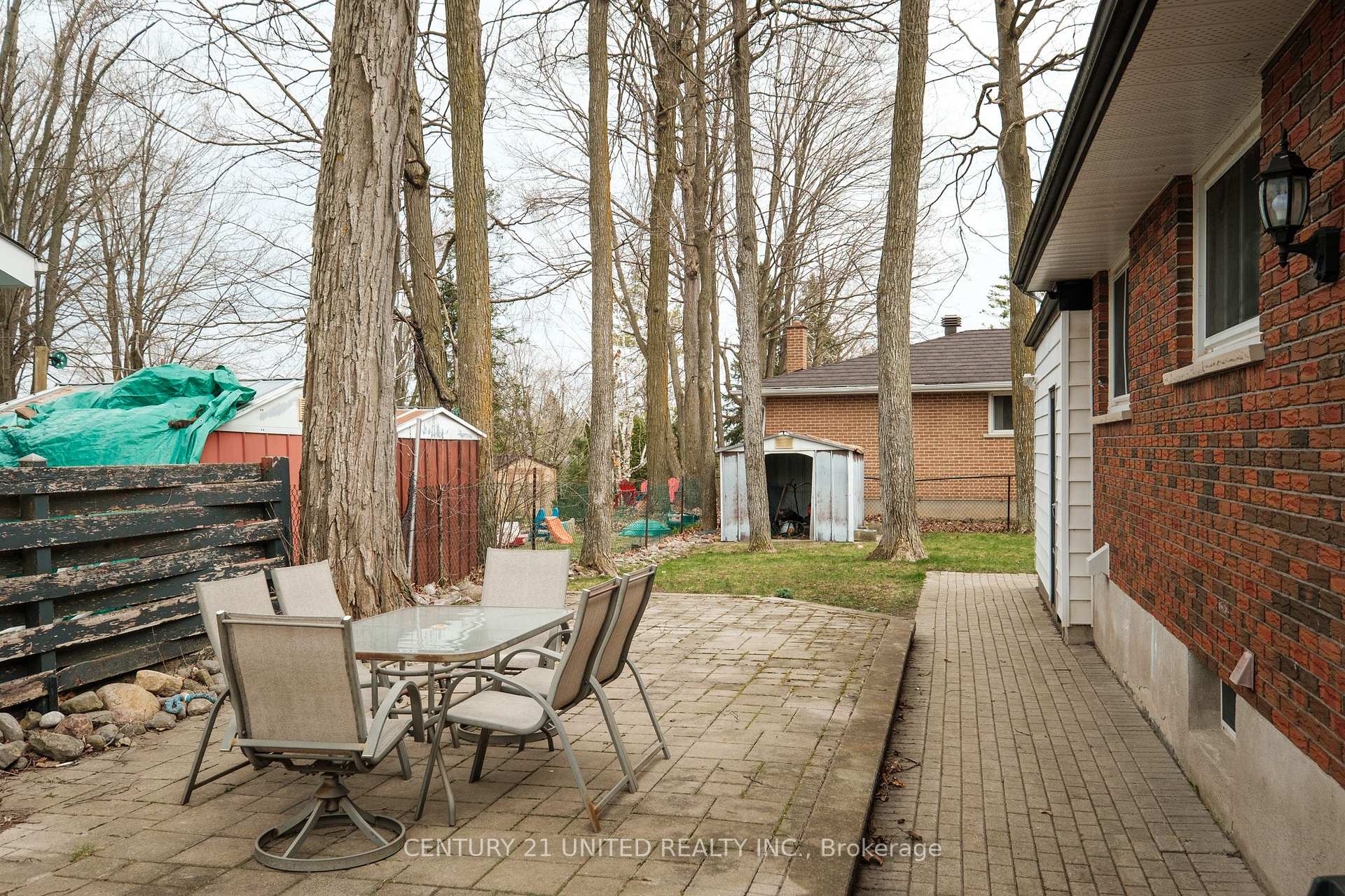 Photo 37 of 1316 Bathurst Street, Peterborough, Northcrest Ward 5 — HOMEH
