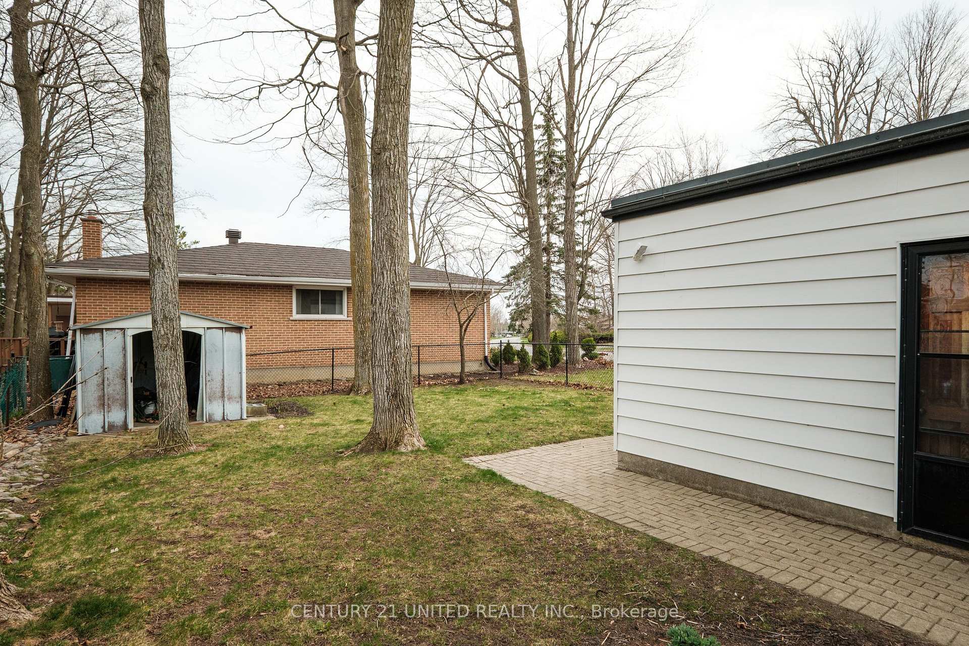 Photo 38 of 1316 Bathurst Street, Peterborough, Northcrest Ward 5 — HOMEH
