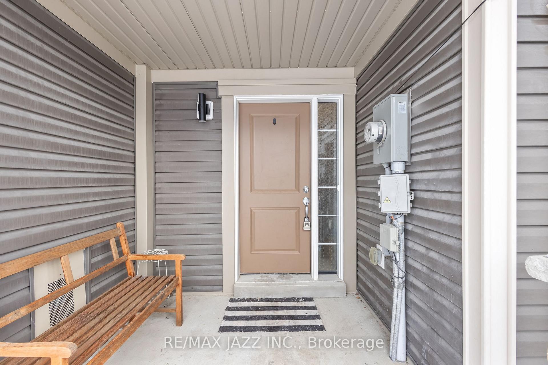 Photo 5 of 19 Tabaret Crescent, Oshawa, Windfields — HOMEH