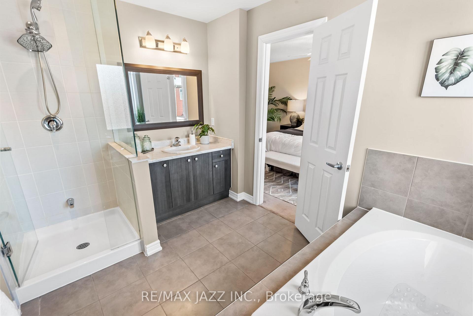 Photo 27 of 19 Tabaret Crescent, Oshawa, Windfields — HOMEH