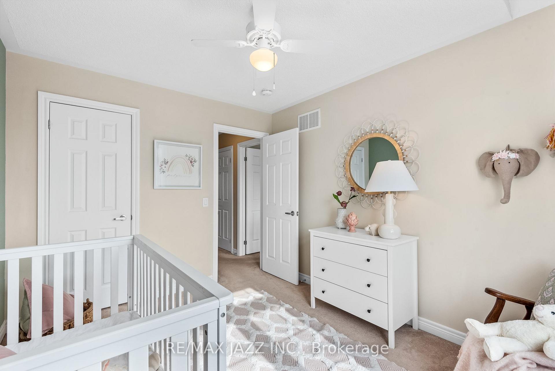 Photo 32 of 19 Tabaret Crescent, Oshawa, Windfields — HOMEH