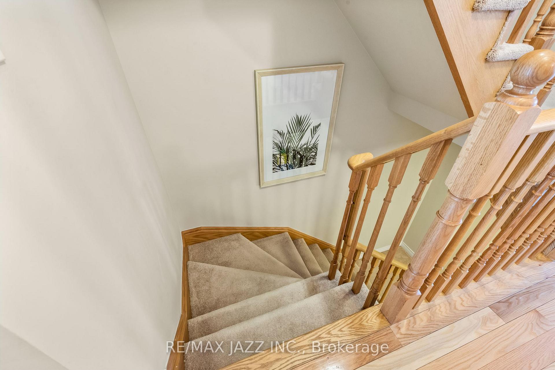 Photo 35 of 19 Tabaret Crescent, Oshawa, Windfields — HOMEH