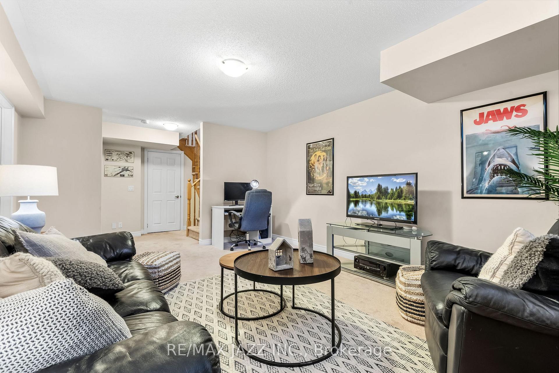 Photo 38 of 19 Tabaret Crescent, Oshawa, Windfields — HOMEH