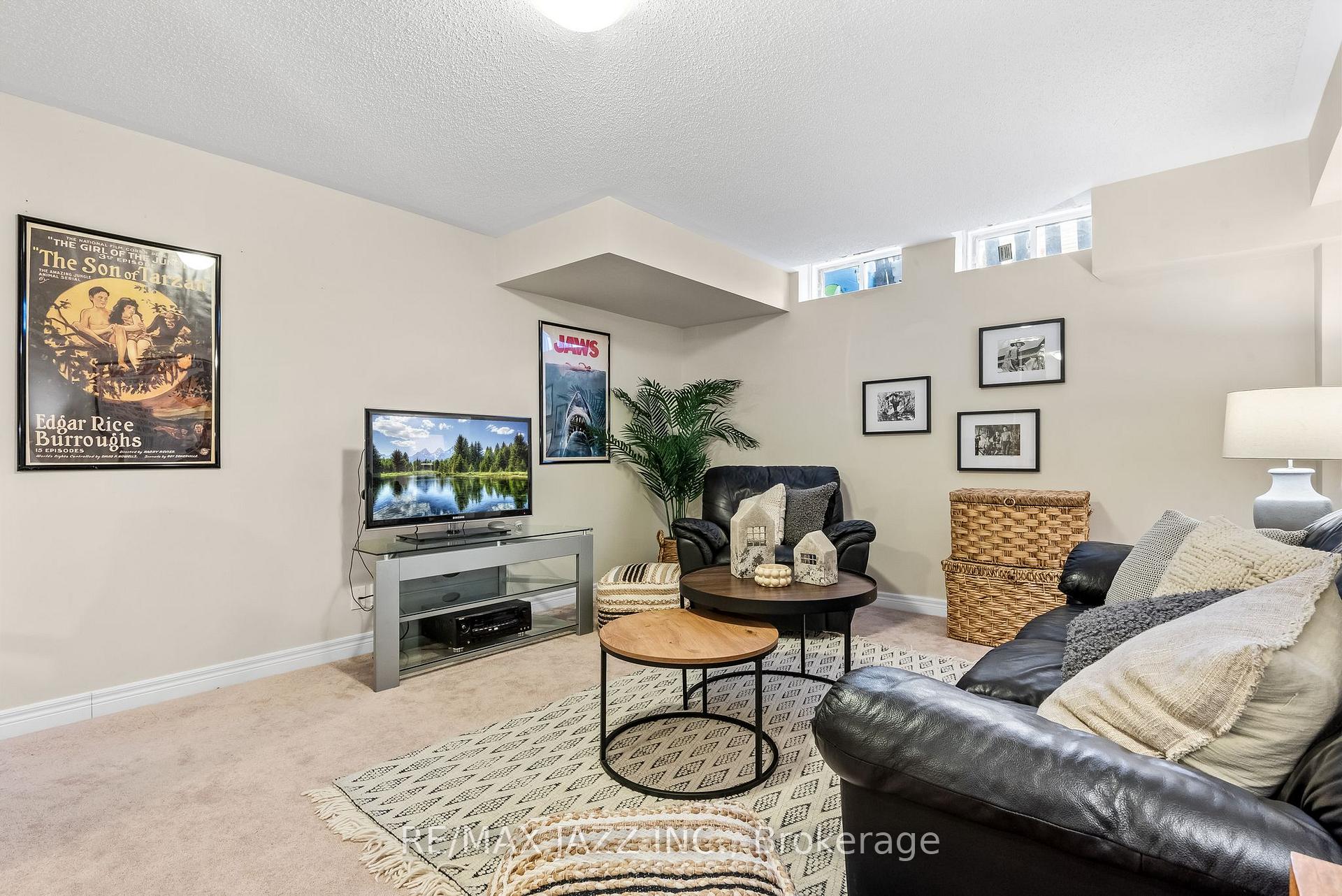 Photo 40 of 19 Tabaret Crescent, Oshawa, Windfields — HOMEH