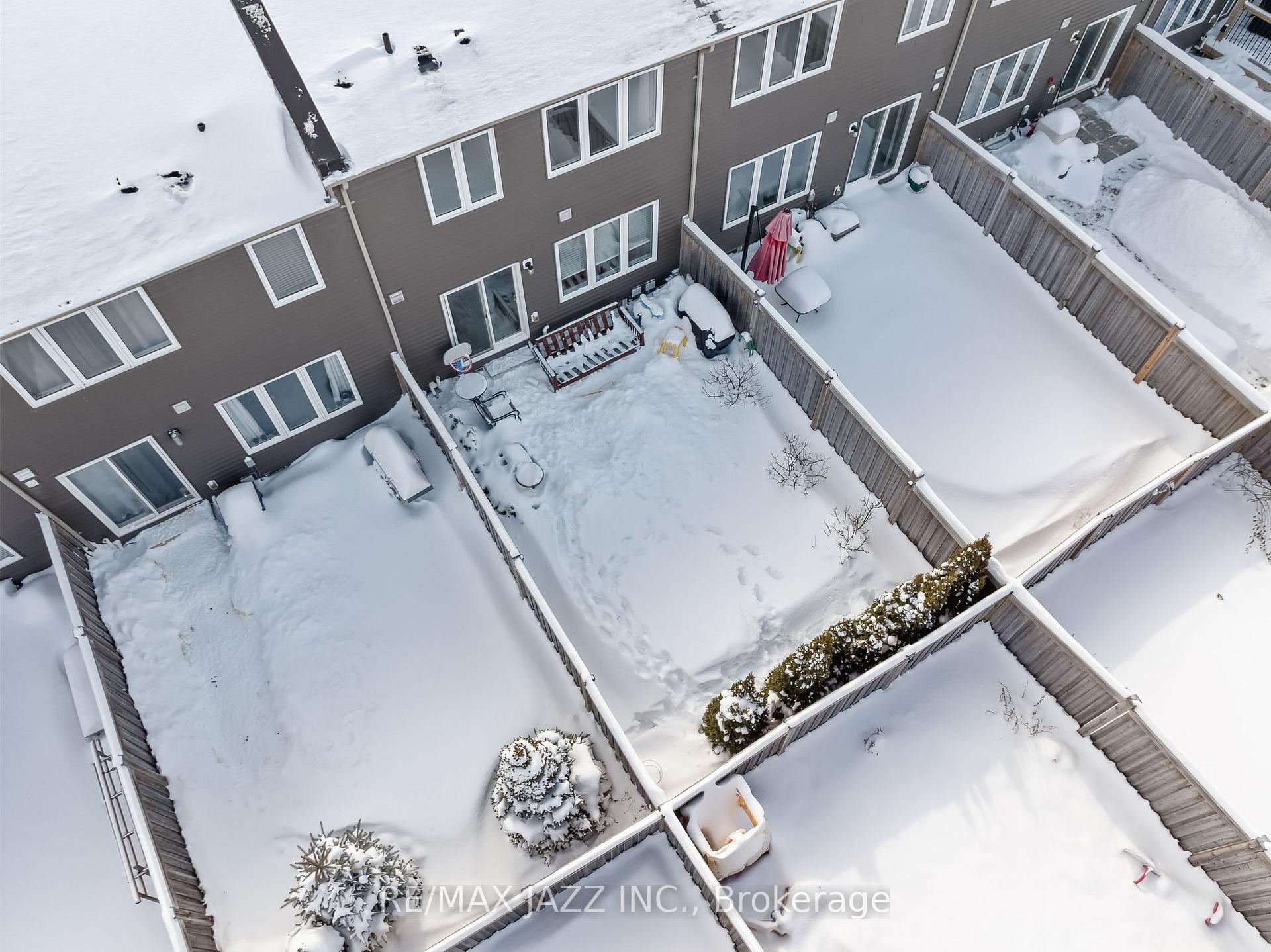Photo 46 of 19 Tabaret Crescent, Oshawa, Windfields — HOMEH