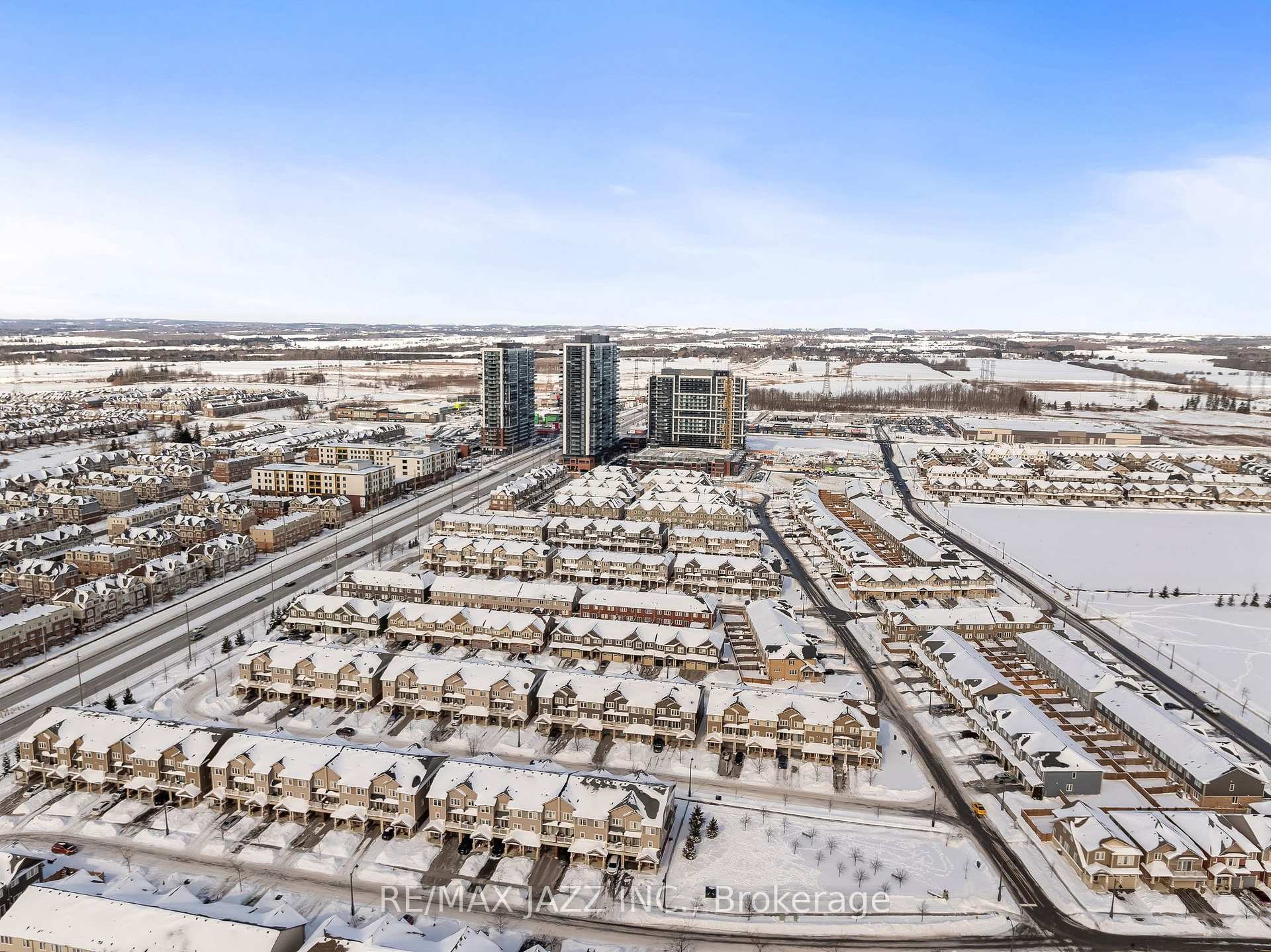 Photo 49 of 19 Tabaret Crescent, Oshawa, Windfields — HOMEH