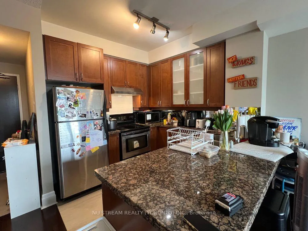 Photo 4 of Unit 423, 39 Upper Duke Crescent, Markham, Unionville — HOMEH
