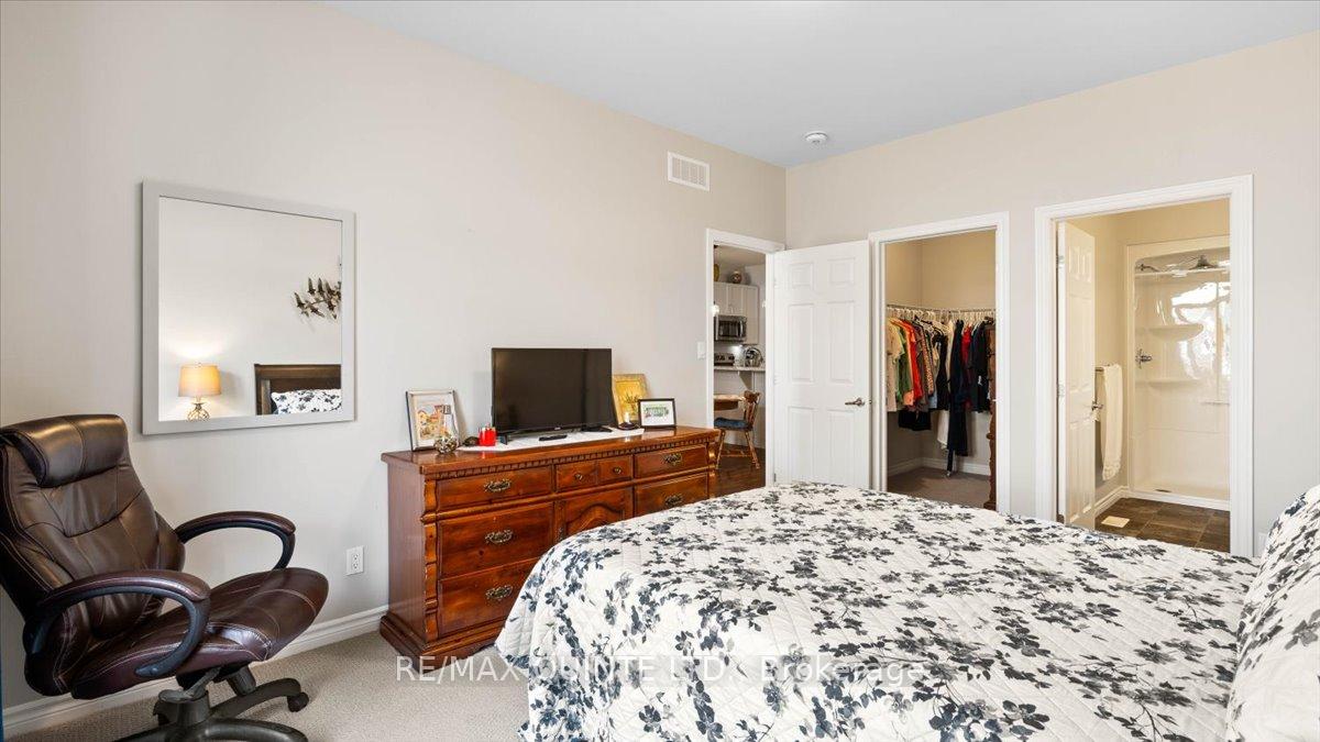 Photo 18 of 35 Cypress Drive, Belleville, Thurlow Ward — HOMEH