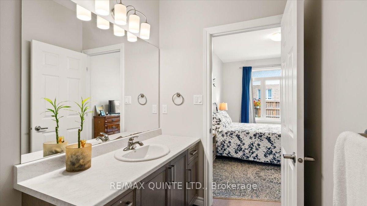 Photo 21 of 35 Cypress Drive, Belleville, Thurlow Ward — HOMEH