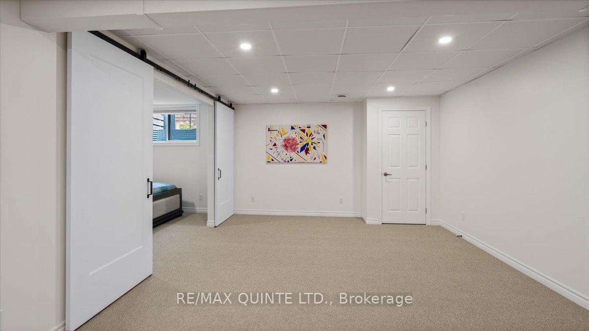 Photo 26 of 35 Cypress Drive, Belleville, Thurlow Ward — HOMEH