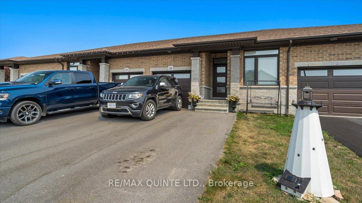 Photo 31 of 35 Cypress Drive, Belleville, Thurlow Ward — HOMEH