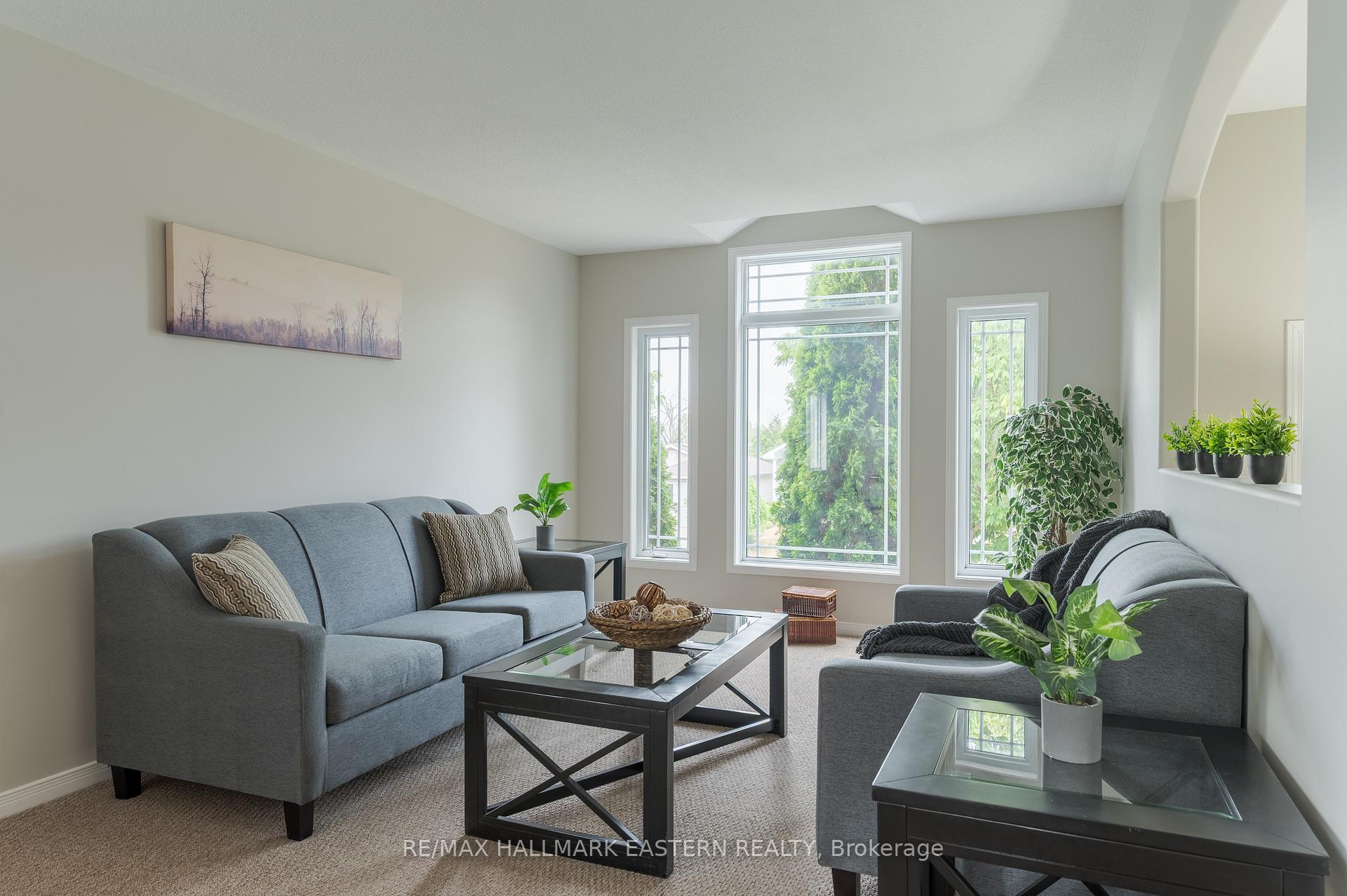 Photo 7 of 655 Trailview Drive, Peterborough, Ashburnham Ward 4 — HOMEH