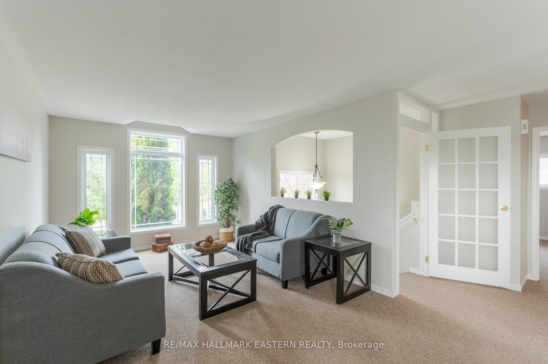 Photo 8 of 655 Trailview Drive, Peterborough, Ashburnham Ward 4 — HOMEH