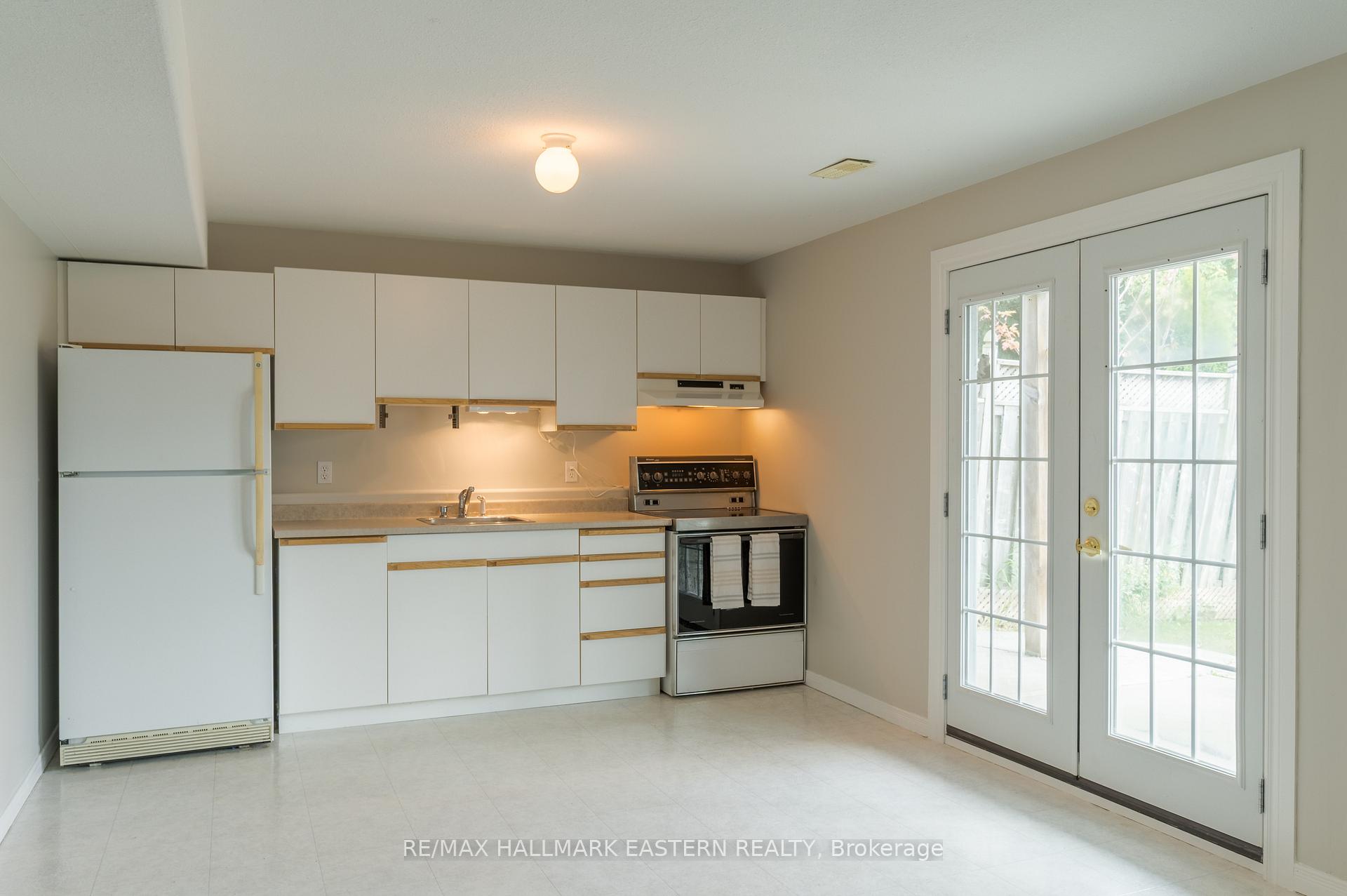 Photo 33 of 655 Trailview Drive, Peterborough, Ashburnham Ward 4 — HOMEH