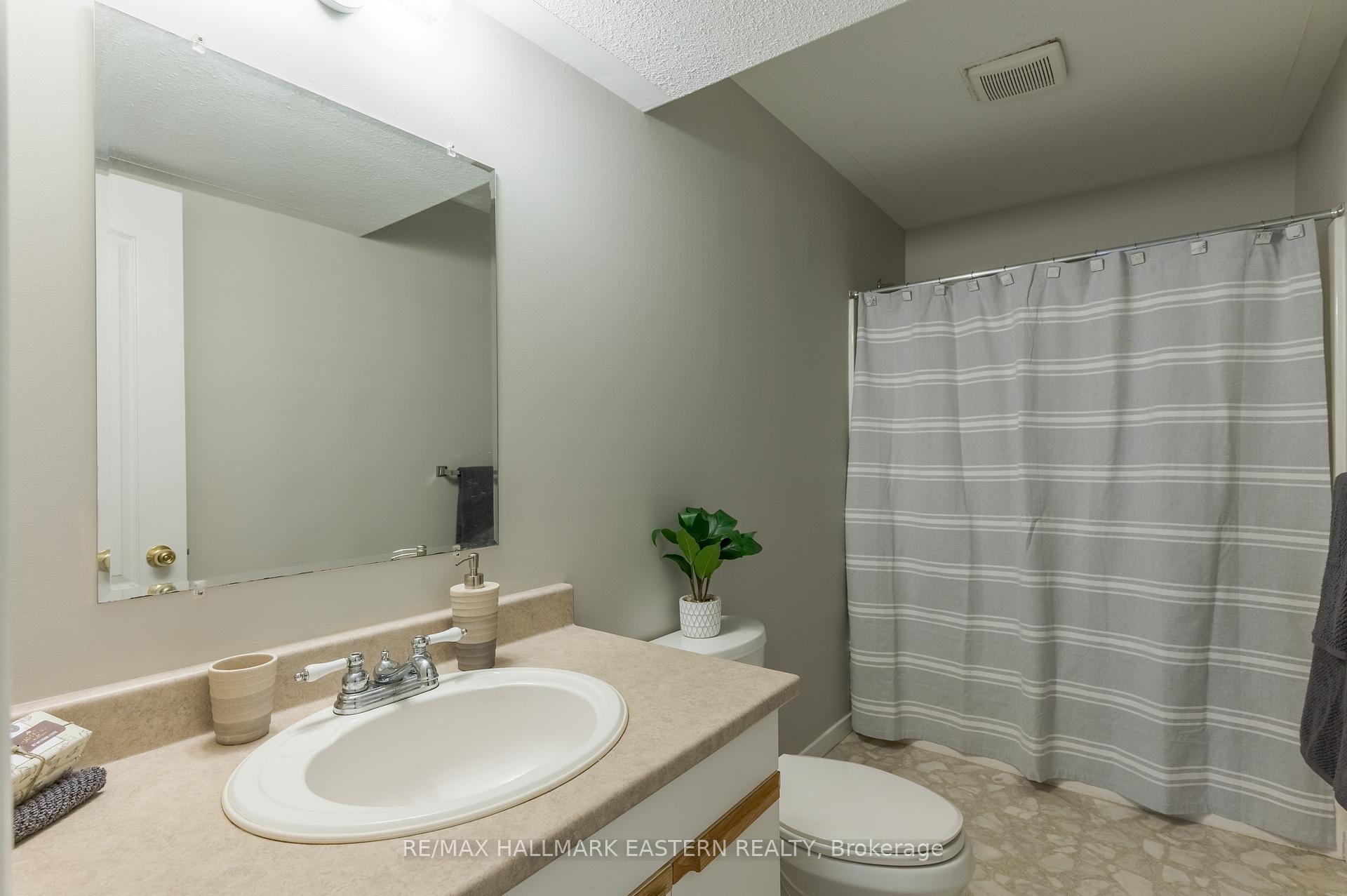 Photo 37 of 655 Trailview Drive, Peterborough, Ashburnham Ward 4 — HOMEH
