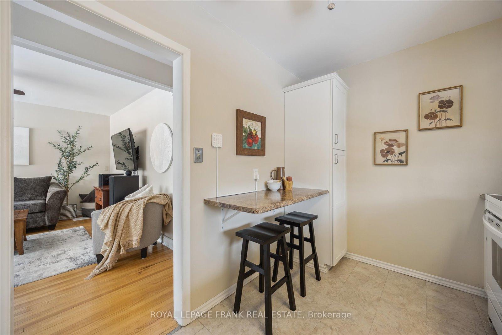 Photo 14 of 1199 Wecker Drive, Oshawa, Lakeview — HOMEH