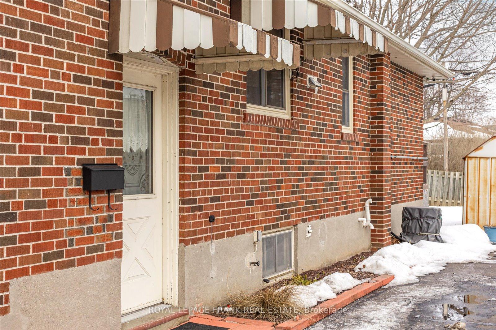 Photo 33 of 1199 Wecker Drive, Oshawa, Lakeview — HOMEH