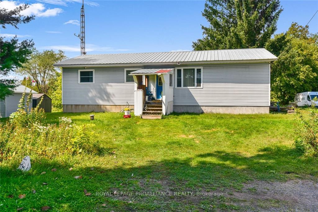 Photo 5 of 2670 Mcintosh Road, Augusta, Augusta Twp — HOMEH